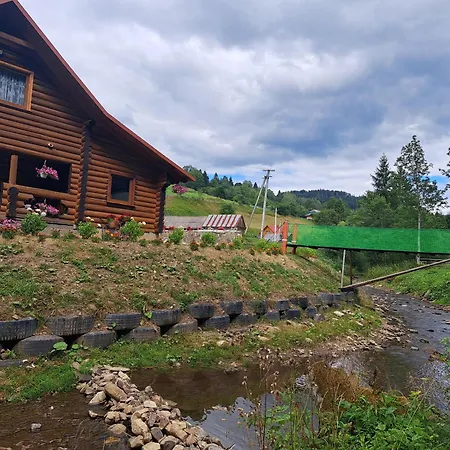 Dom wakacyjny Stream House Lopushnoye