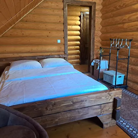 Stream House Lopushnoye