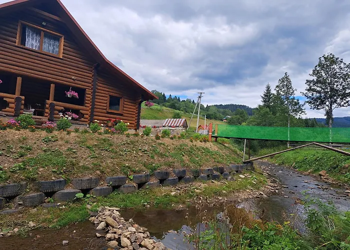 Dom wakacyjny Stream House Lopushnoye